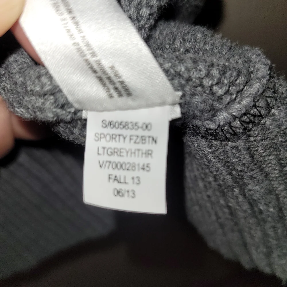 GAP Gray Men's Cardigan Sweater - Picture 5 of 6